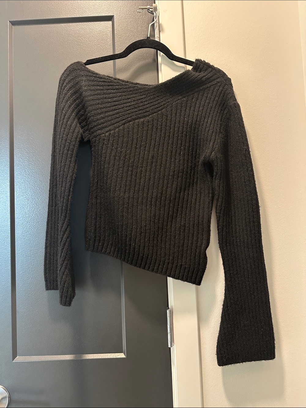 Princess Polly Women’s Asymmetric Ribbed Sweater - Black